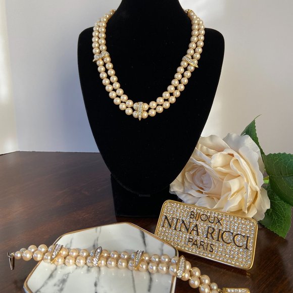 Vintage Nina Ricci Paris Necklace 